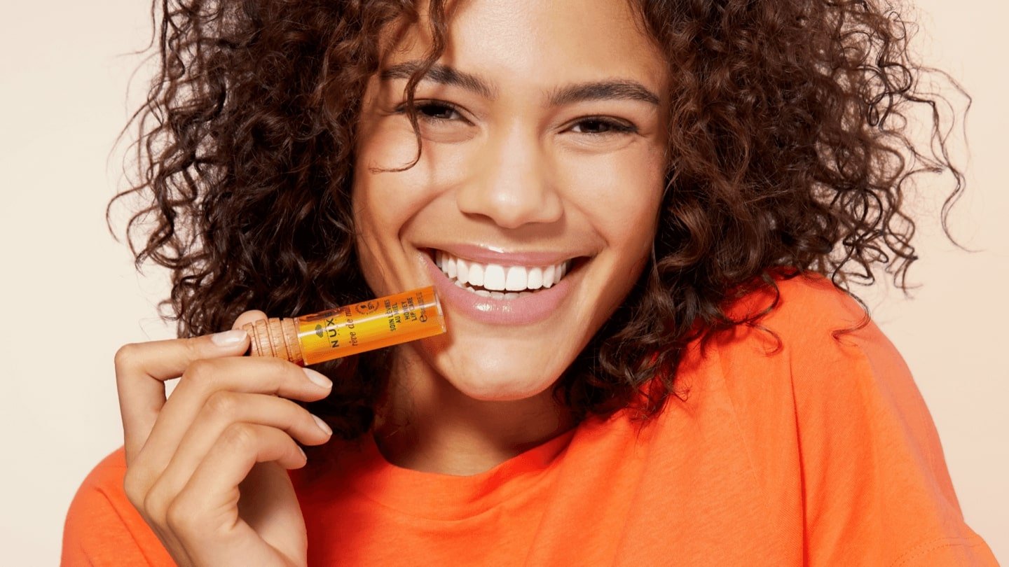 La routine soin visage NUXE à 20 ans - Un moment de luxe pour soi - NUXE